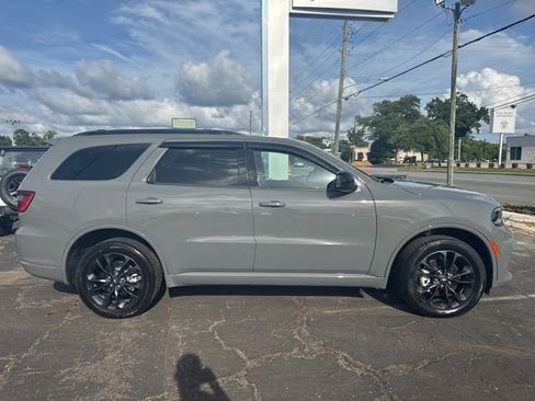 Used 2025 Dodge Durango GT w/ Blacktop Package AWD/4WD image 2