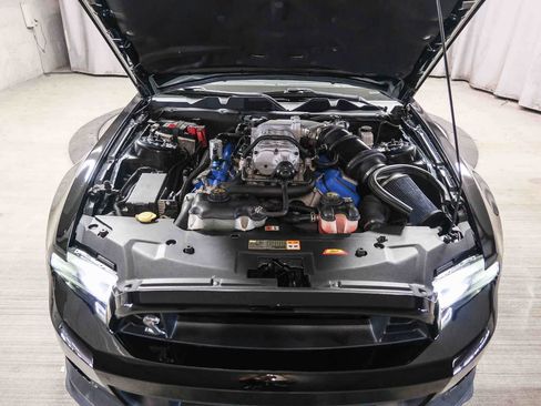 Used 2014 Ford Mustang Shelby GT500 w/ Equipment Group 821A RWD image 27