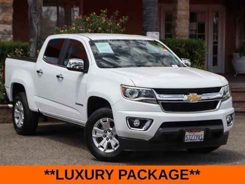 Used 2015 Chevrolet Colorado LT w/ Luxury Package RWD image 2