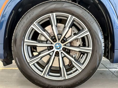 Used 2023 BMW X5 xDrive45e w/ Executive Package AWD/4WD image 27