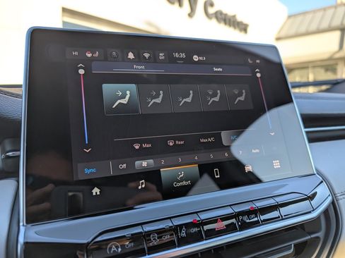 New 2026 Jeep Compass Limited image 23