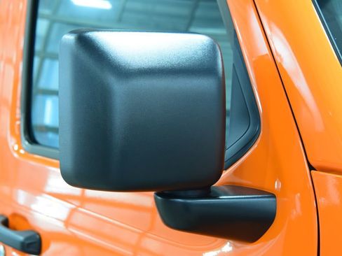 Used 2025 Jeep Wrangler Sport image 16