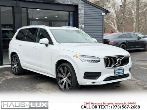 Used 2020 Volvo XC90 T6 Momentum image 5