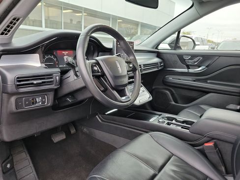 Certified 2022 Lincoln Corsair AWD w/ Premium Package image 20