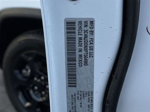 Used 2023 Jeep Compass Trailhawk image 25