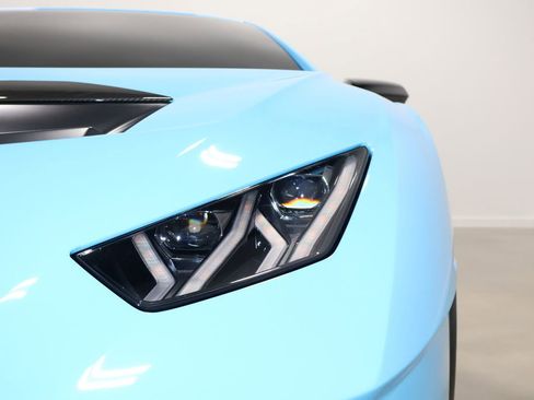 Used 2021 Lamborghini Huracan STO image 60