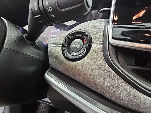 Used 2022 Jeep Compass Latitude image 25