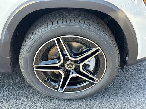 New 2026 Mercedes-Benz GLB 250 image 11