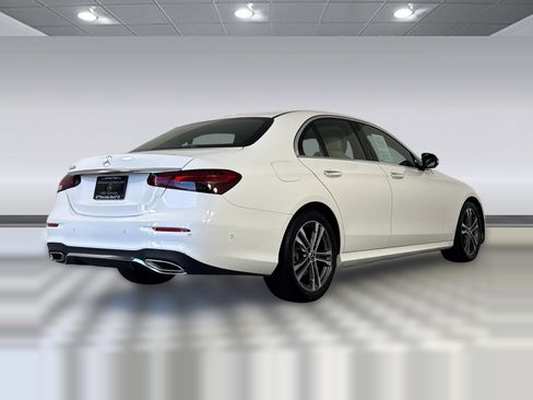Certified 2022 Mercedes-Benz E 350 Sedan image 8