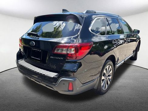 Used 2019 Subaru Outback 2.5i Touring AWD/4WD image 13