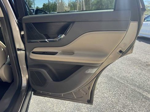 Used 2020 Lincoln Corsair FWD image 29