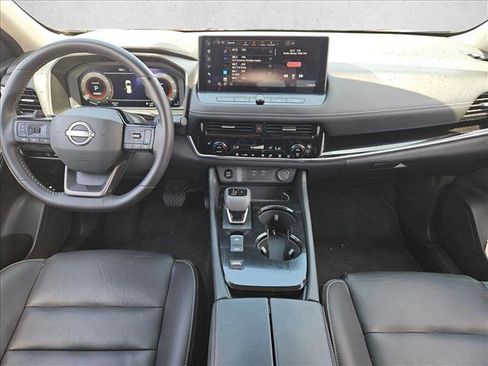 Used 2026 Nissan Rogue SL FWD image 4