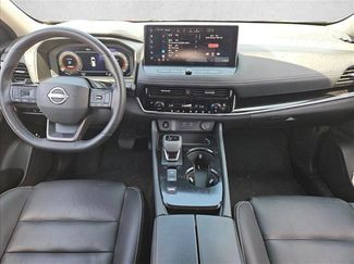 Used 2026 Nissan Rogue SL FWD video 4