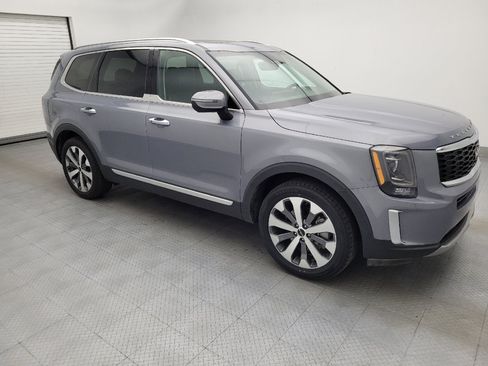 Used 2022 Kia Telluride S FWD image 11