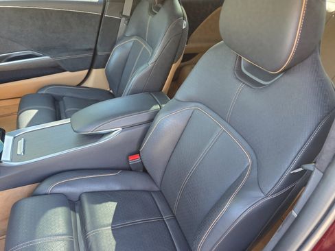 Used 2022 Lucid Air Grand Touring image 12