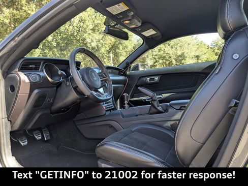 Used 2016 Ford Mustang Shelby GT350 w/ Technology Package image 16