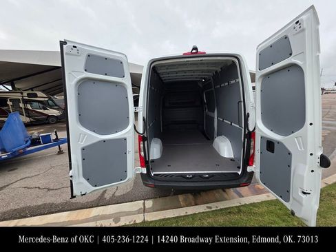 New 2026 Mercedes-Benz Sprinter 2500 image 8