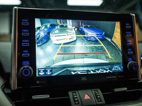 Used 2022 Toyota RAV4 Limited image 23