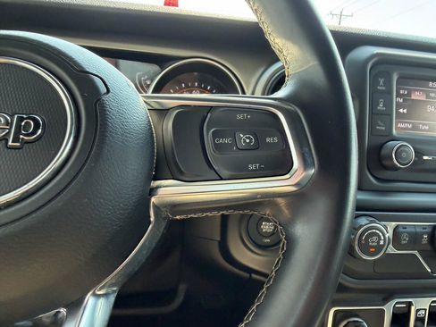 Used 2020 Jeep Gladiator Sport w/ Quick Order Package 24S AWD/4WD image 19