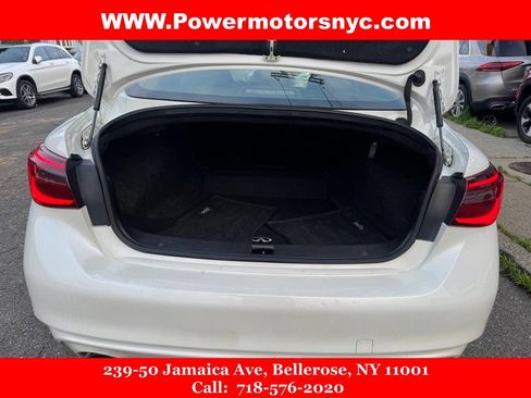 Used 2018 INFINITI Q50 Luxe w/ Essential Package (3.0T Luxe) AWD/4WD image 20