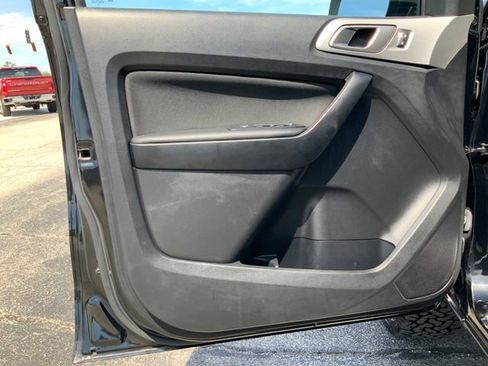 Used 2019 Ford Ranger XLT w/ Equipment Group 302A Luxury AWD/4WD image 14