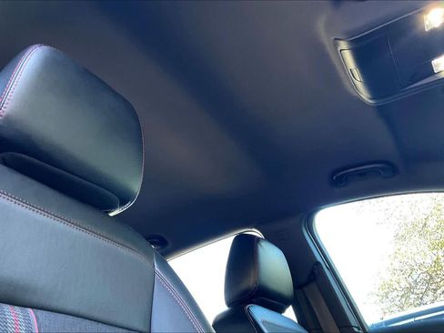 Used 2023 Chevrolet Equinox RS image 12