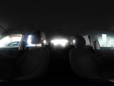 Used 2025 Hyundai Kona SEL image 42