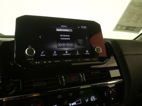 Used 2025 Nissan Pathfinder Rock Creek AWD/4WD image 23