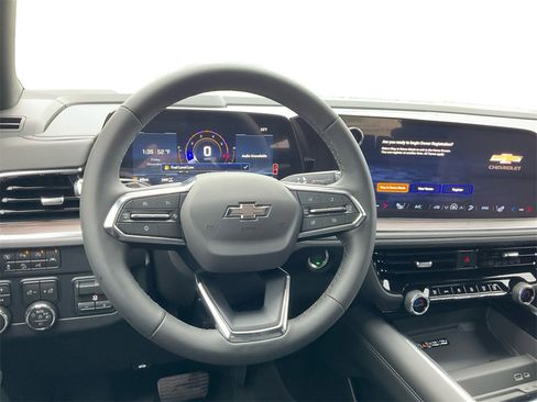 New 2026 Chevrolet Suburban Z71 w/ Comfort Package image 17