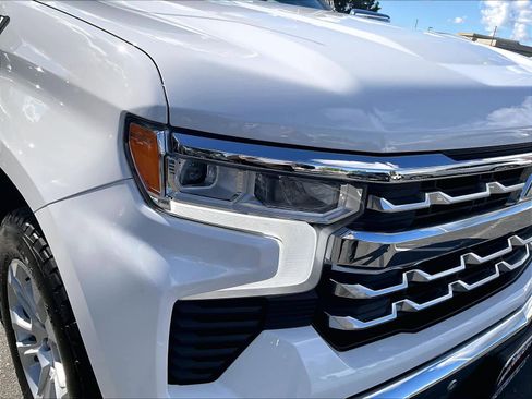 Used 2022 Chevrolet Silverado 1500 LTZ AWD/4WD image 28