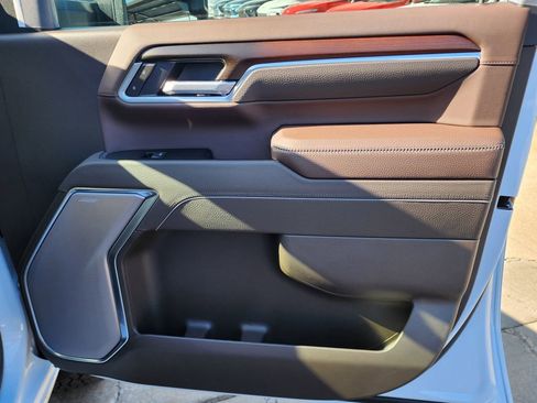 New 2026 GMC Sierra 2500 Denali w/ Denali Reserve Package image 41