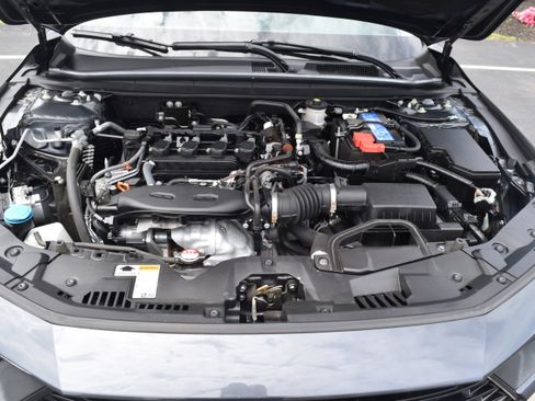 Certified 2023 Honda Accord LX image 8