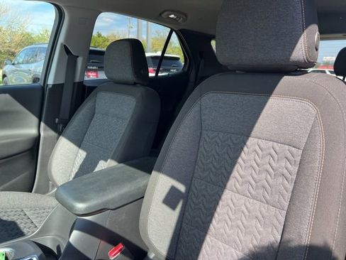 Used 2024 Chevrolet Equinox LT image 13