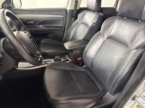 Used 2019 Mitsubishi Outlander SEL FWD image 10