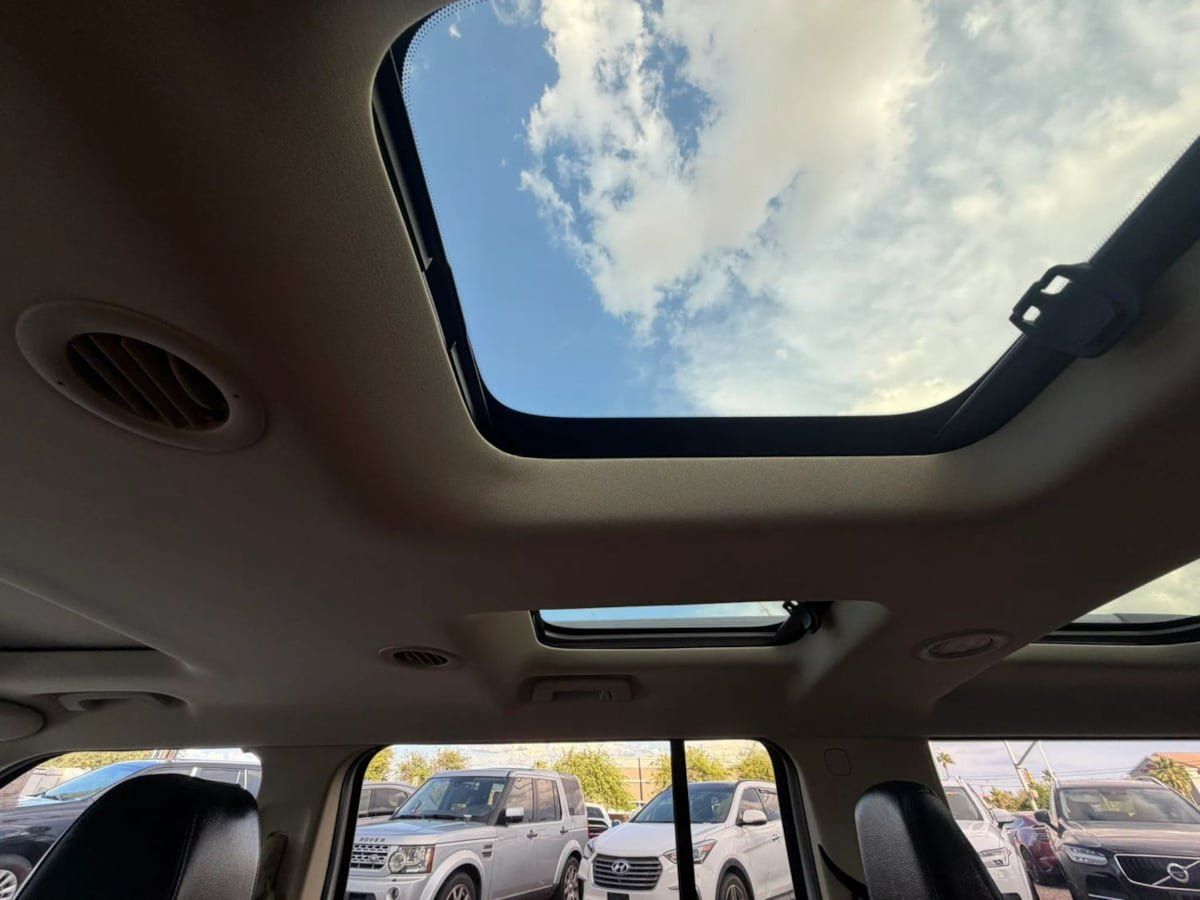 Used 2018 Ford Flex Limited w/ Equipment Group 303A AWD/4WD image 47