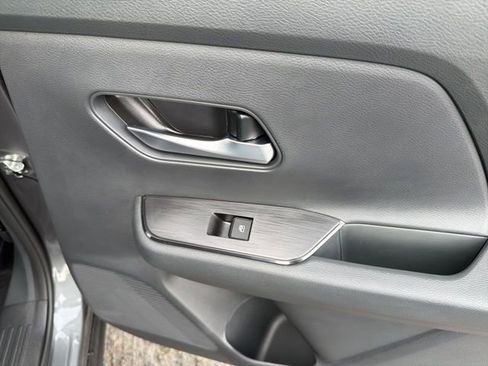 New 2026 Nissan Kicks SV w/ SV Premium Package image 17