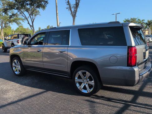 Used 2018 Chevrolet Suburban Premier AWD/4WD image 5