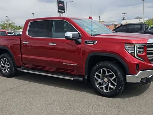 New 2026 GMC Sierra 1500 SLT image 2