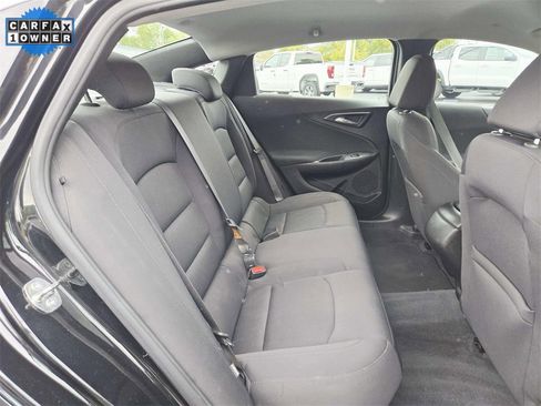 Used 2022 Chevrolet Malibu LS image 15