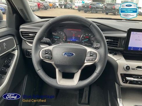 Certified 2024 Ford Explorer XLT w/ Equipment Group 202A AWD/4WD image 7