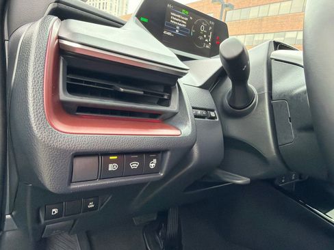Used 2024 Toyota Prius Prime FWD image 33