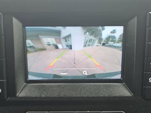 Used 2016 Ford F150 XLT w/ Trailer Tow Package image 23