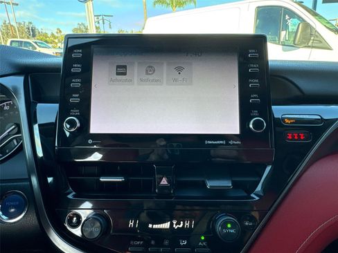 Used 2021 Toyota Camry XSE image 22