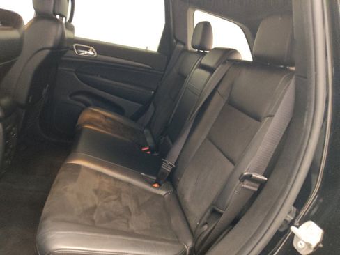 Used 2022 Jeep Grand Cherokee Laredo X image 18