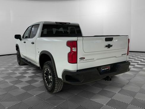 Used 2023 Chevrolet Silverado 1500 ZR2 w/ Technology Package image 5