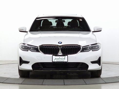 Used 2020 BMW 330i xDrive Sedan w/ Premium Package image 2