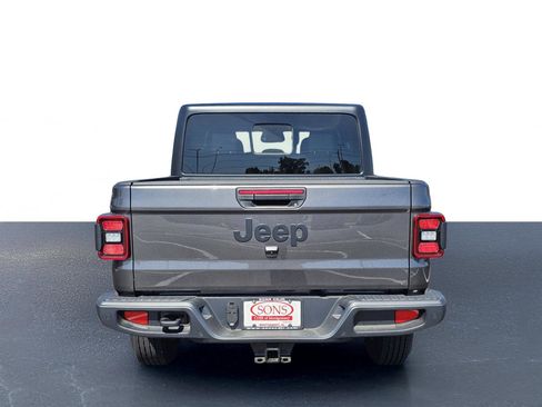 New 2026 Jeep Gladiator Sport AWD/4WD image 11