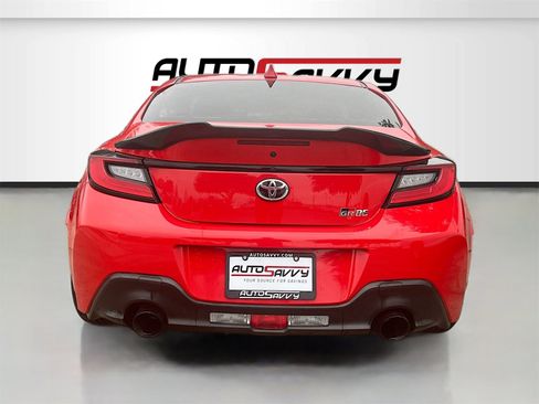 Used 2023 Toyota GR86 Premium image 6