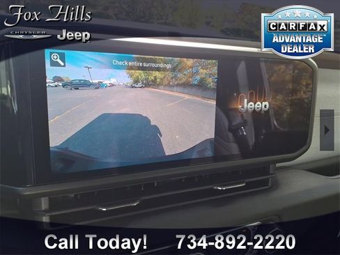 New 2025 Jeep Gladiator Willys image 20