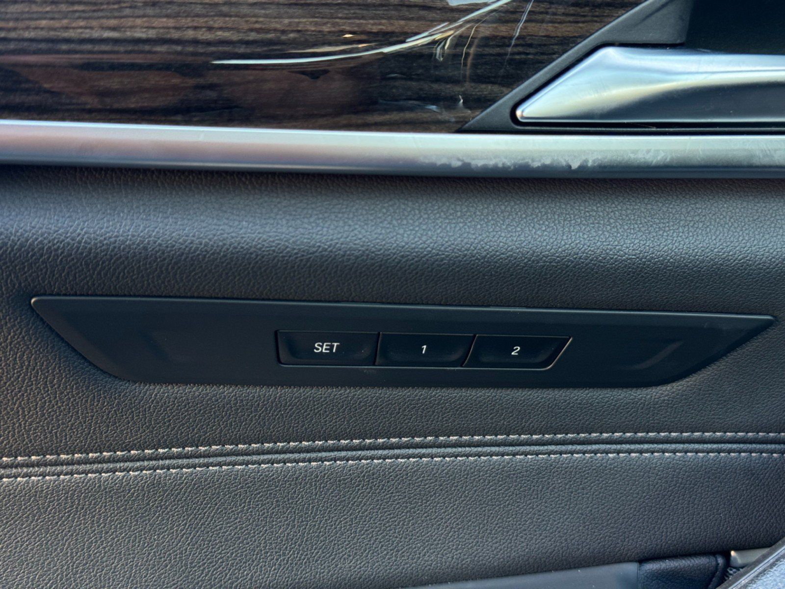 Used 2023 BMW 540i w/ M Sport Package RWD image 18